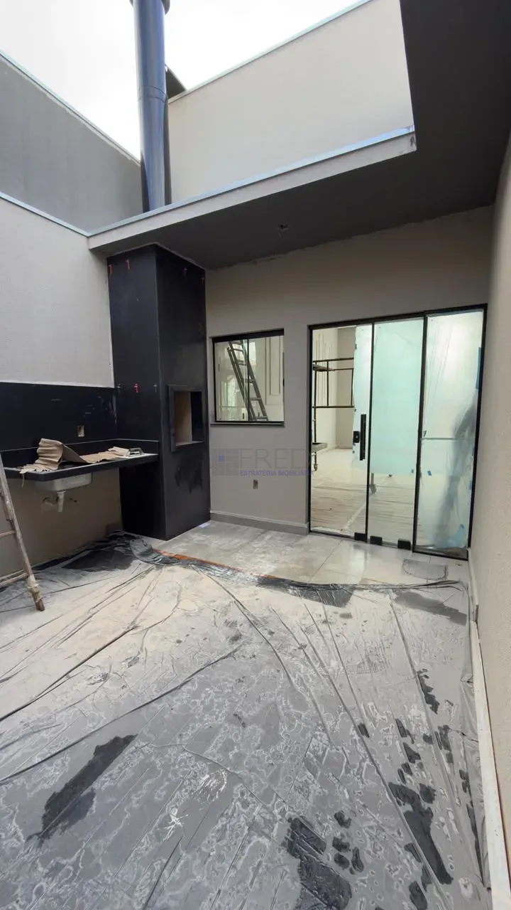 Imagens do imóveis LINDA CASA TÉRREA Á VENDA - CONDOMINIO MORADA DAS FLORES - ROSAS