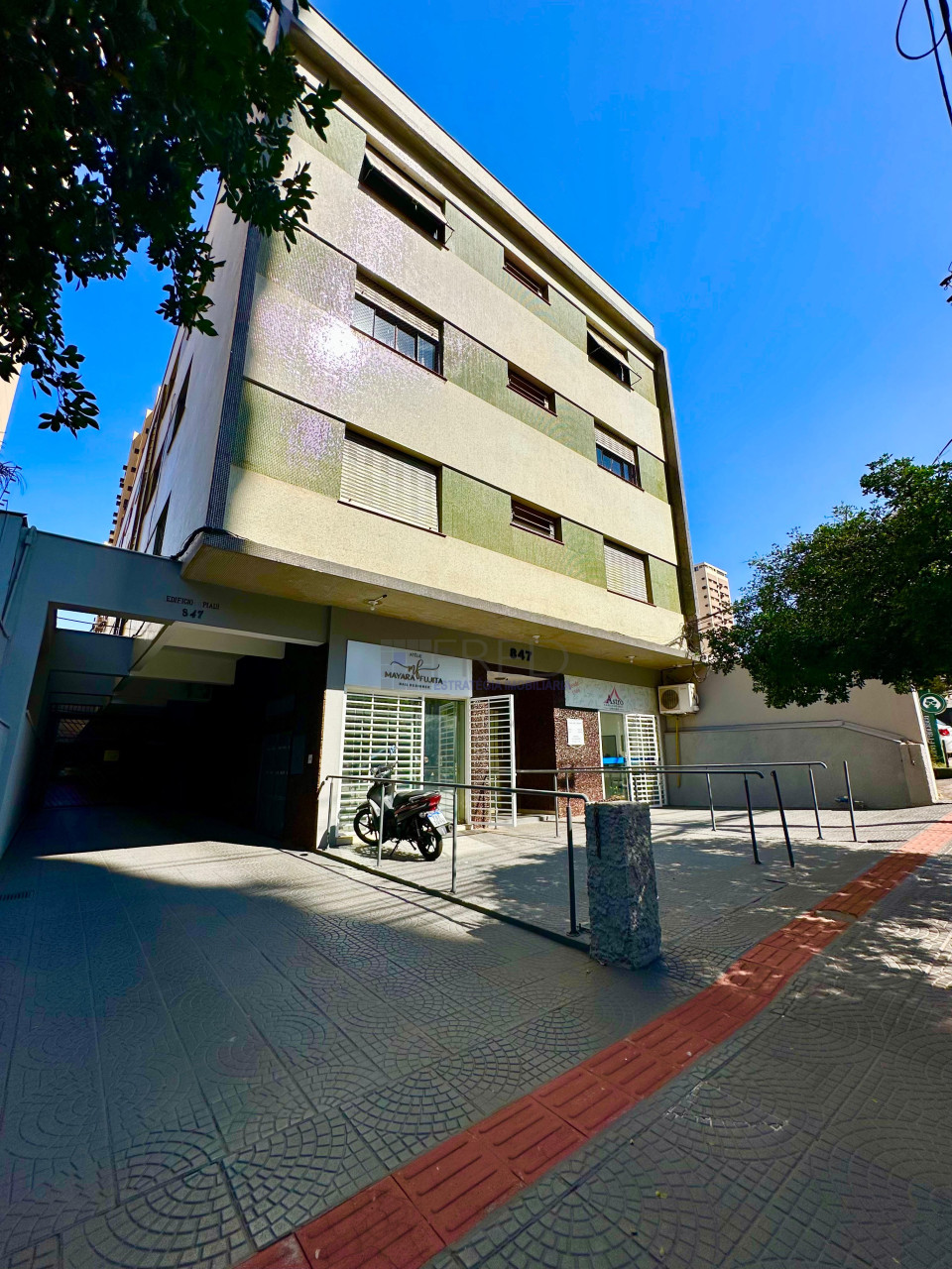 APARTAMENTO A VENDA NO EDIFÍCIO PIAUÍ