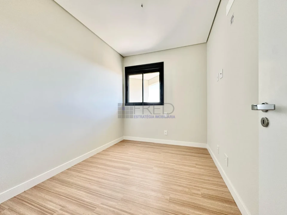 APARTAMENTO A VENDA - SOL DAMANHÃ - ANDAR  INTERMEDIÁRIO - CONDOMINIO ODYSSEY