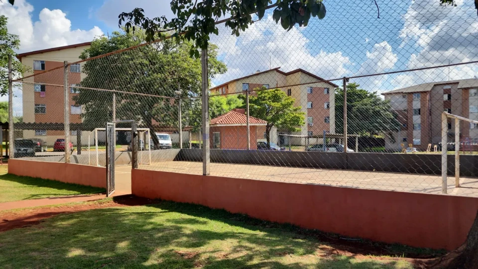 VENDO APARTAMENTO NO CONDOMÍNIO RESIDENCIAL ANSELMO VEDOATO