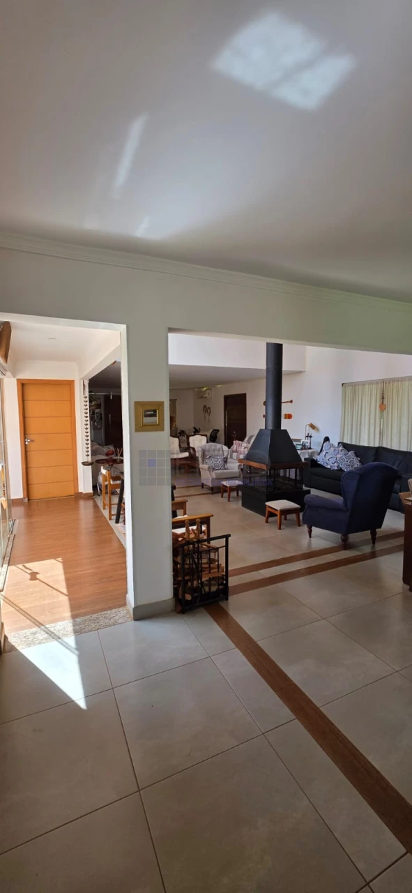 LINDA CHACARA A VENDA, PORTEIRA FECHADA - MORADIA OU LAZER EM CAMBÉ PR