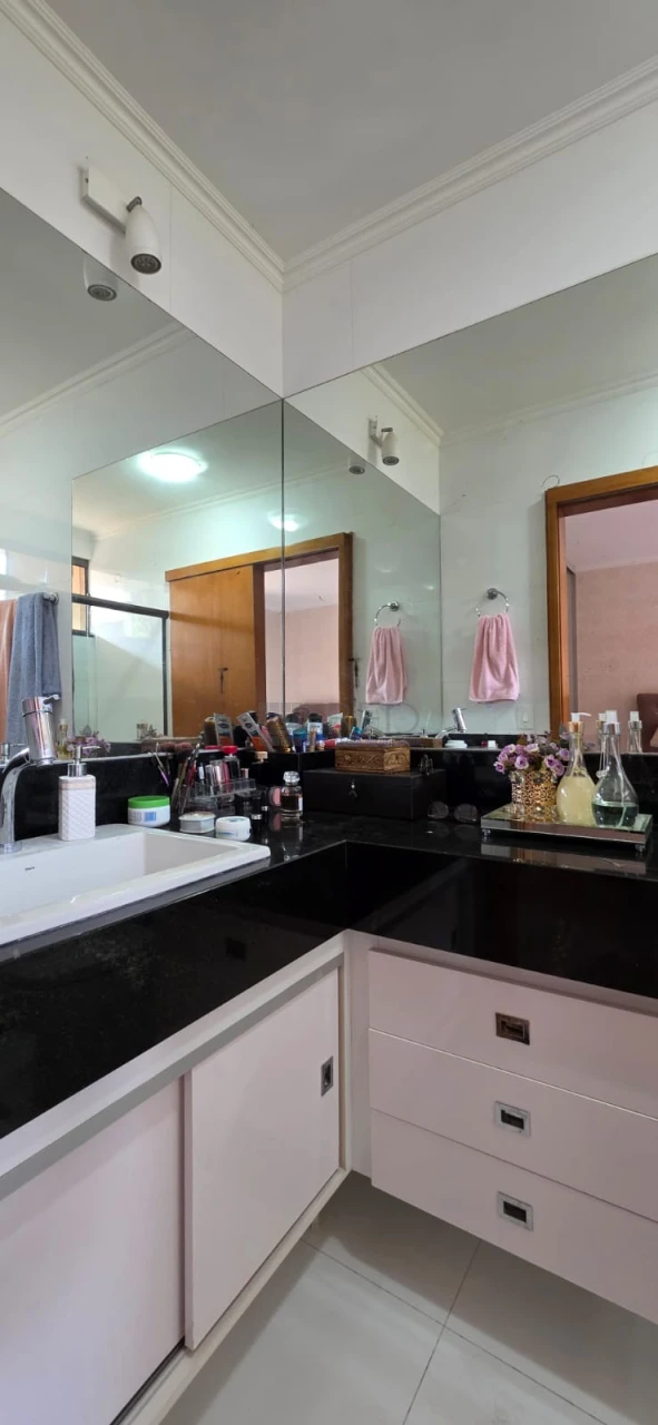 LINDA CASA TÉRREA A VENDA