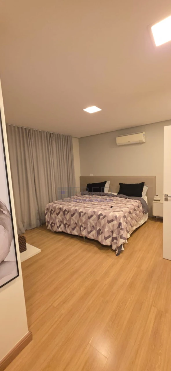 EXCELENTE CASA TÉRREA A VENDA - 3 SUÍTES - ROYAL FOREST RESIDENCE & RESORT