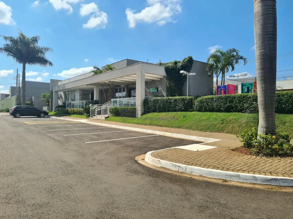 Imagens do imóveis LINDA RESIDECIA Á VENDA - 3 SUÍTES - CONDOMINIO  MORADAS DO VALE