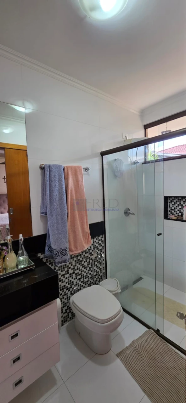 LINDA CASA TÉRREA A VENDA