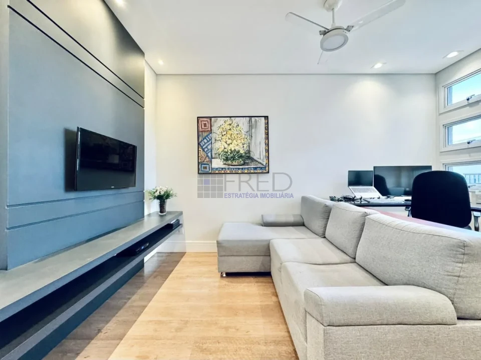 EXCELENTE RESIDENCIA A VENDA - COND, ALPHAVILLE  II