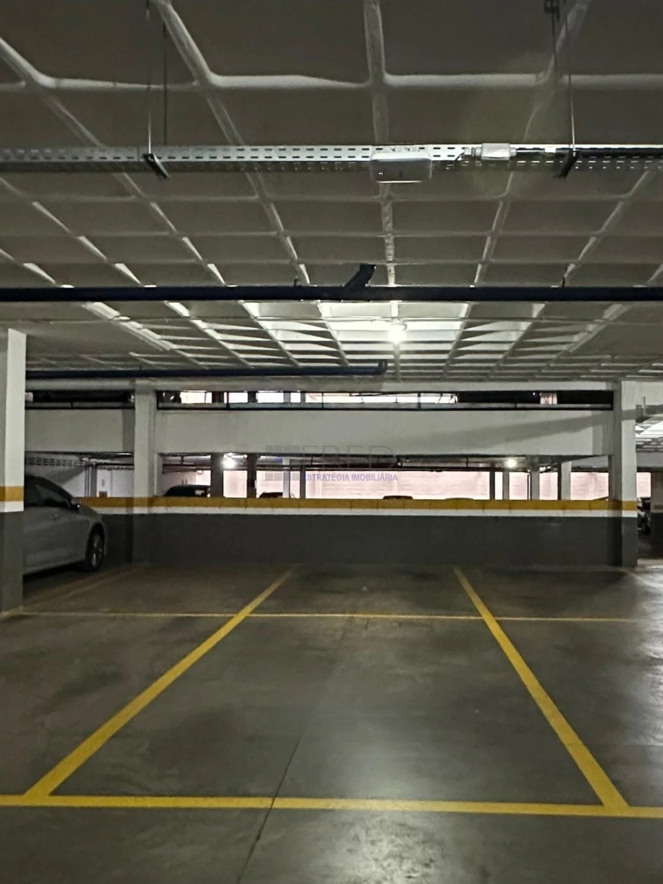APARTAMENTO A VENDA NO EDIFÍCIO FERNANDO PESSOA