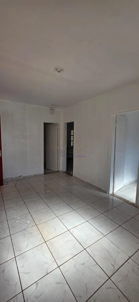 RESIDENCIA  A  VENDA RUA NILO GONZALES VICENTE - JARDIM CAFEZAL