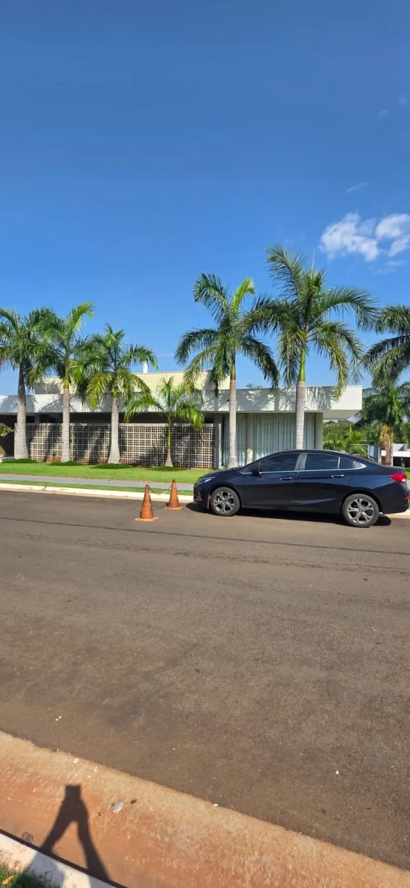 Imagens do imóveis EXCELENTE TERRENO A VENDA - PARTE ALTA  - CONDOMINIO ARANGUÁ - PARQUE TAUÁ
