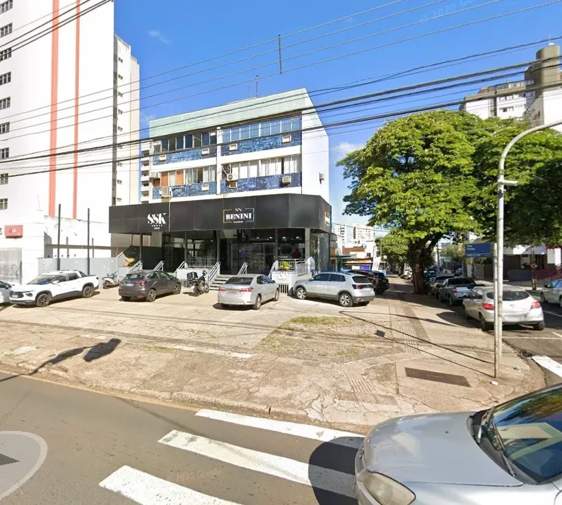LOJA COM  SOTÃO E MEZANINO - REGIÃO CENTRAL - VENDA OU LOCAÇÃO