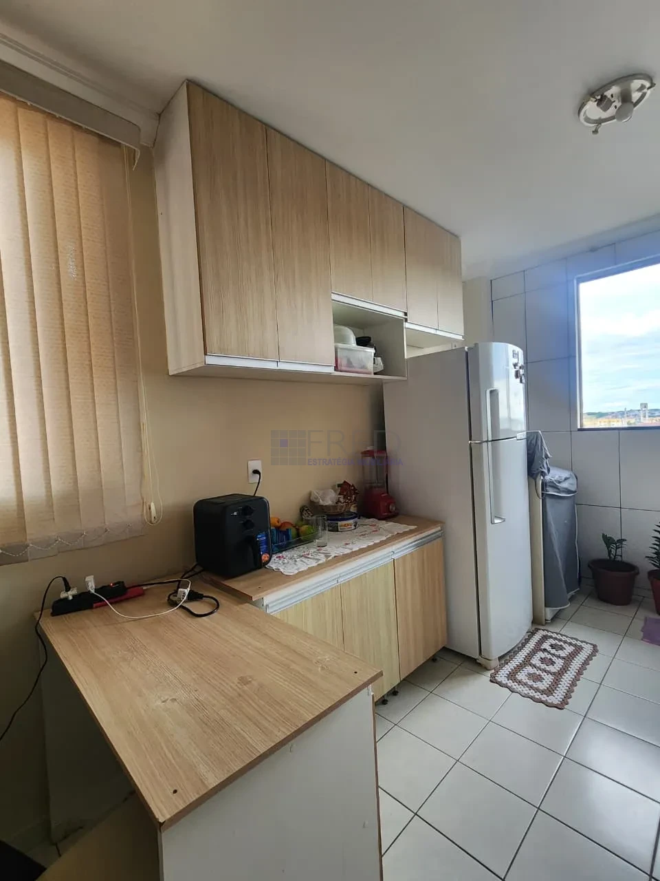 VENDO APARTAMENTO NO CONDOMÍNIO RESIDENCIAL ANSELMO VEDOATO