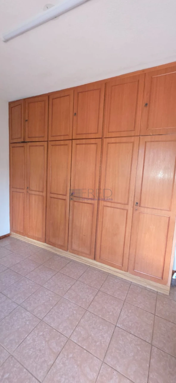 LINDA CASA TÉRREA A VENDA