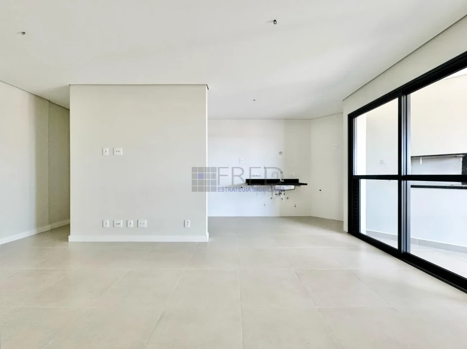 APARTAMENTO A VENDA - SOL DAMANHÃ - ANDAR  INTERMEDIÁRIO - CONDOMINIO ODYSSEY