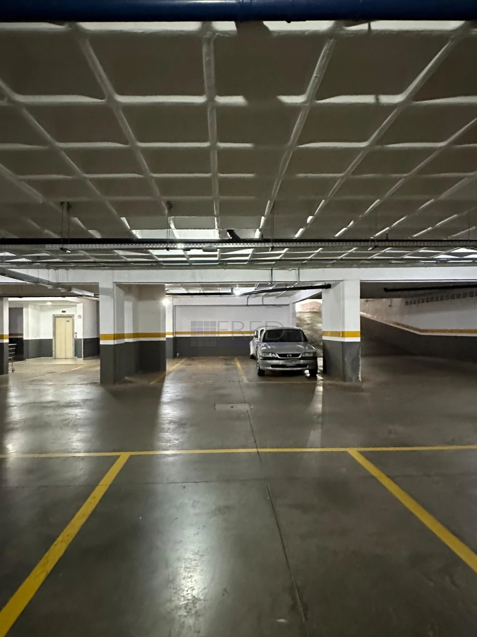 APARTAMENTO A VENDA NO EDIFÍCIO FERNANDO PESSOA
