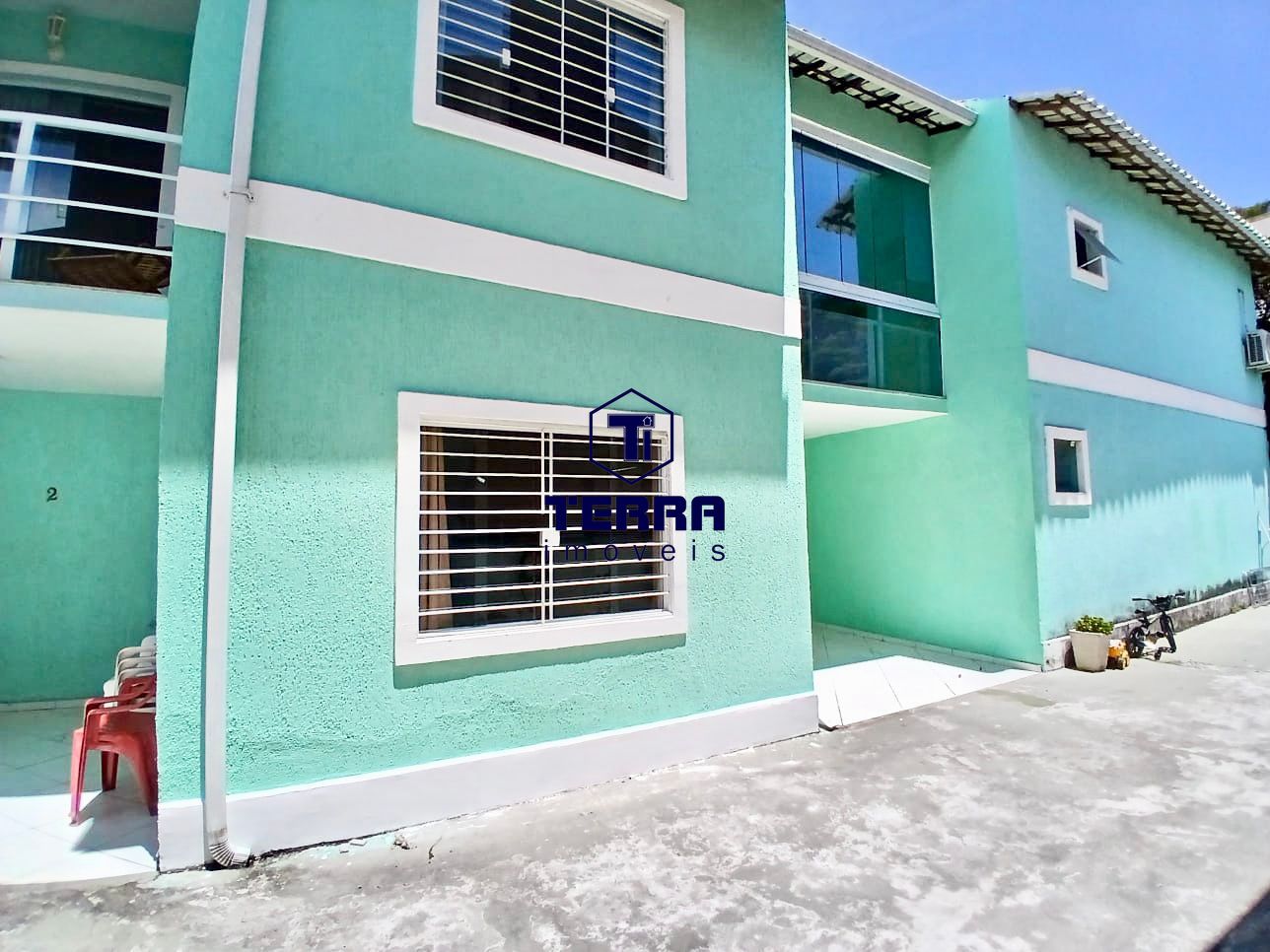 Imagens do imóveis Linda duplex em Maria Paula, com 2 quartos, uma suíte e área gourmet.
