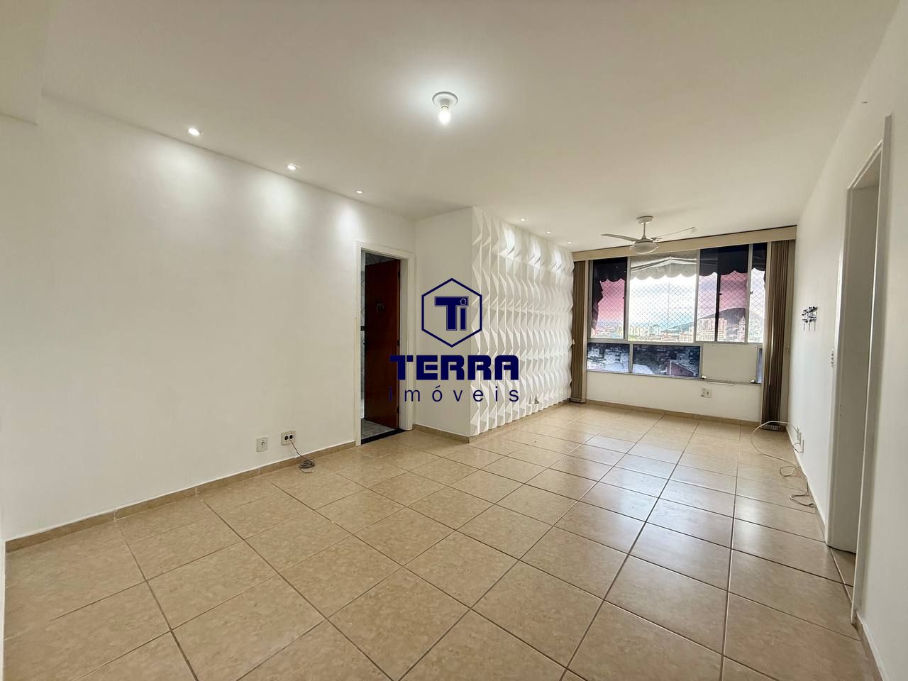 Imagens do imóveis Excelente apartamento de 2 quartos mobiliado no Fonseca!