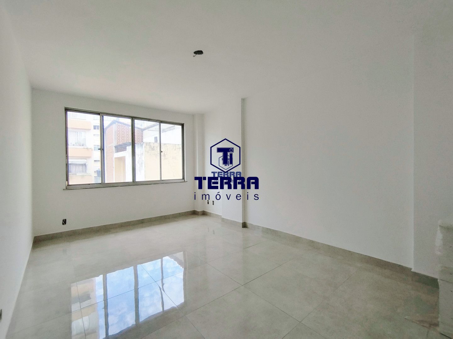 Imagens do imóveis São 2 quartos com suíte em 100m² todo reformado em Jardim Icaraí!