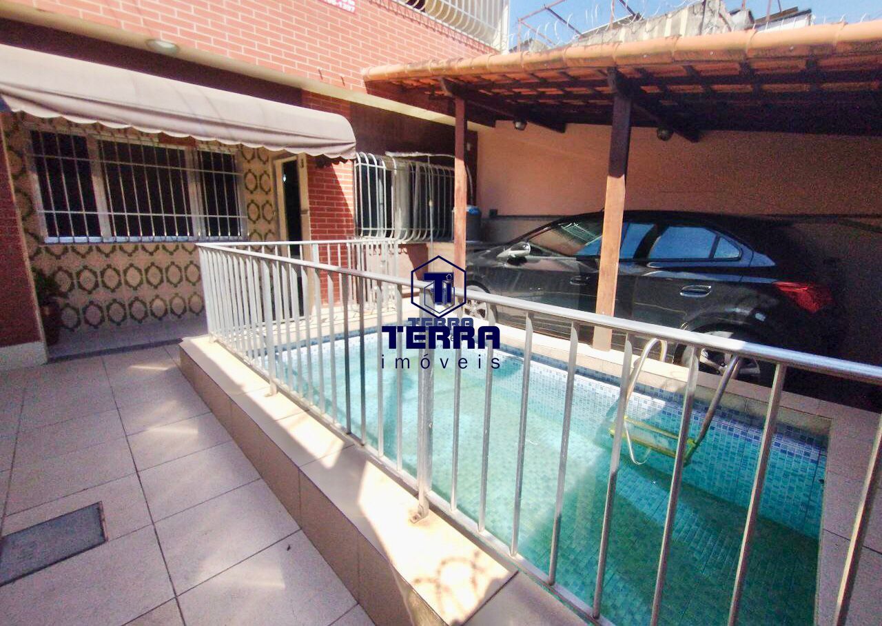 Imagens do imóveis Excelente casa duplex no Colubandê com 4 quartos, suíte com varanda e piscina.