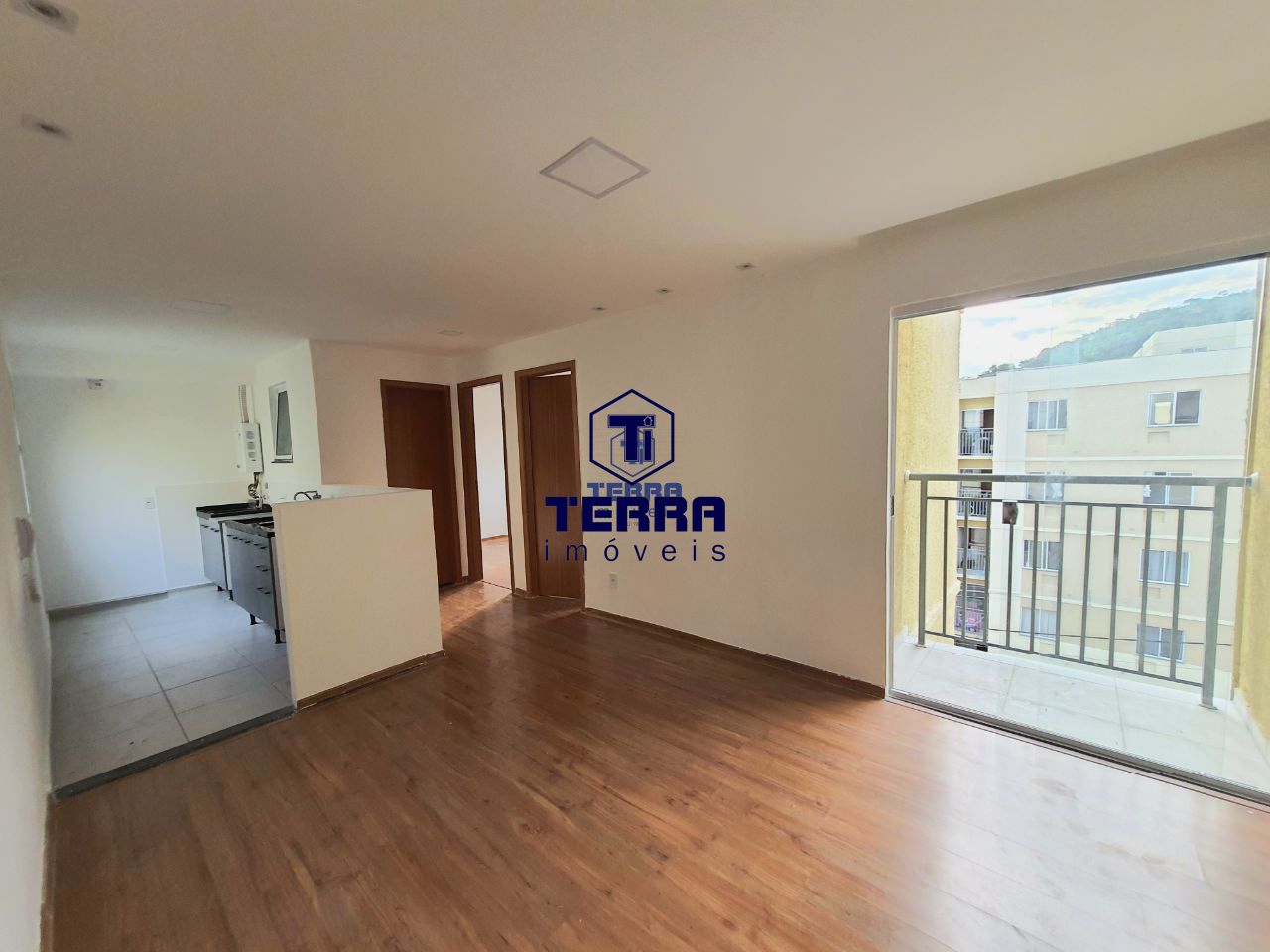 Imagens do imóveis Apartamento em Maria Paula, com 2 quartos, cozinha americana e varada