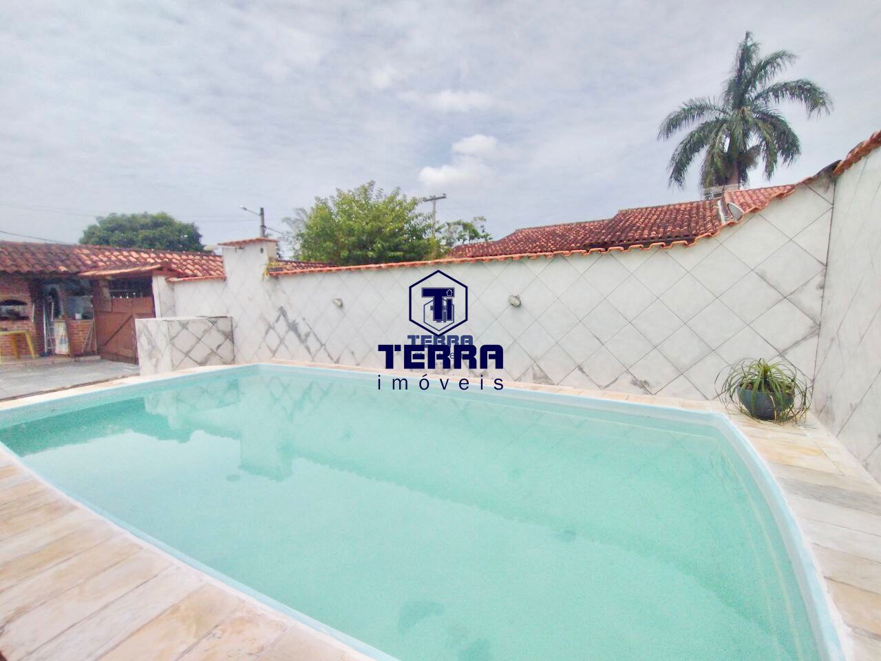 Imagens do imóveis Ótima casa em Itaipu com 3 quartos uma suíte, espaço gourmet e piscina.
