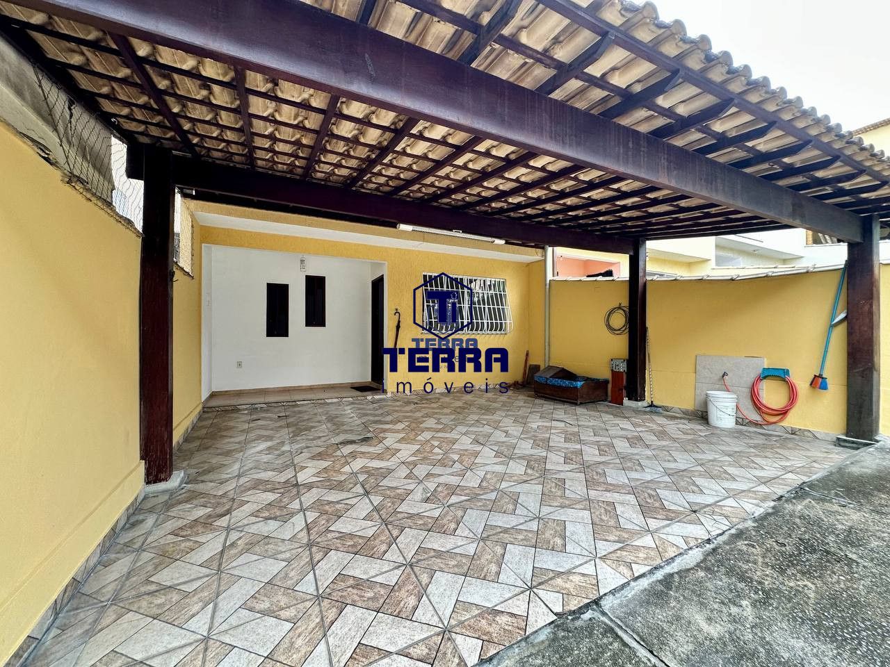 Imagens do imóveis Excelente casa em condomínio 3 quartos com suíte, 2 vagas e planejados.