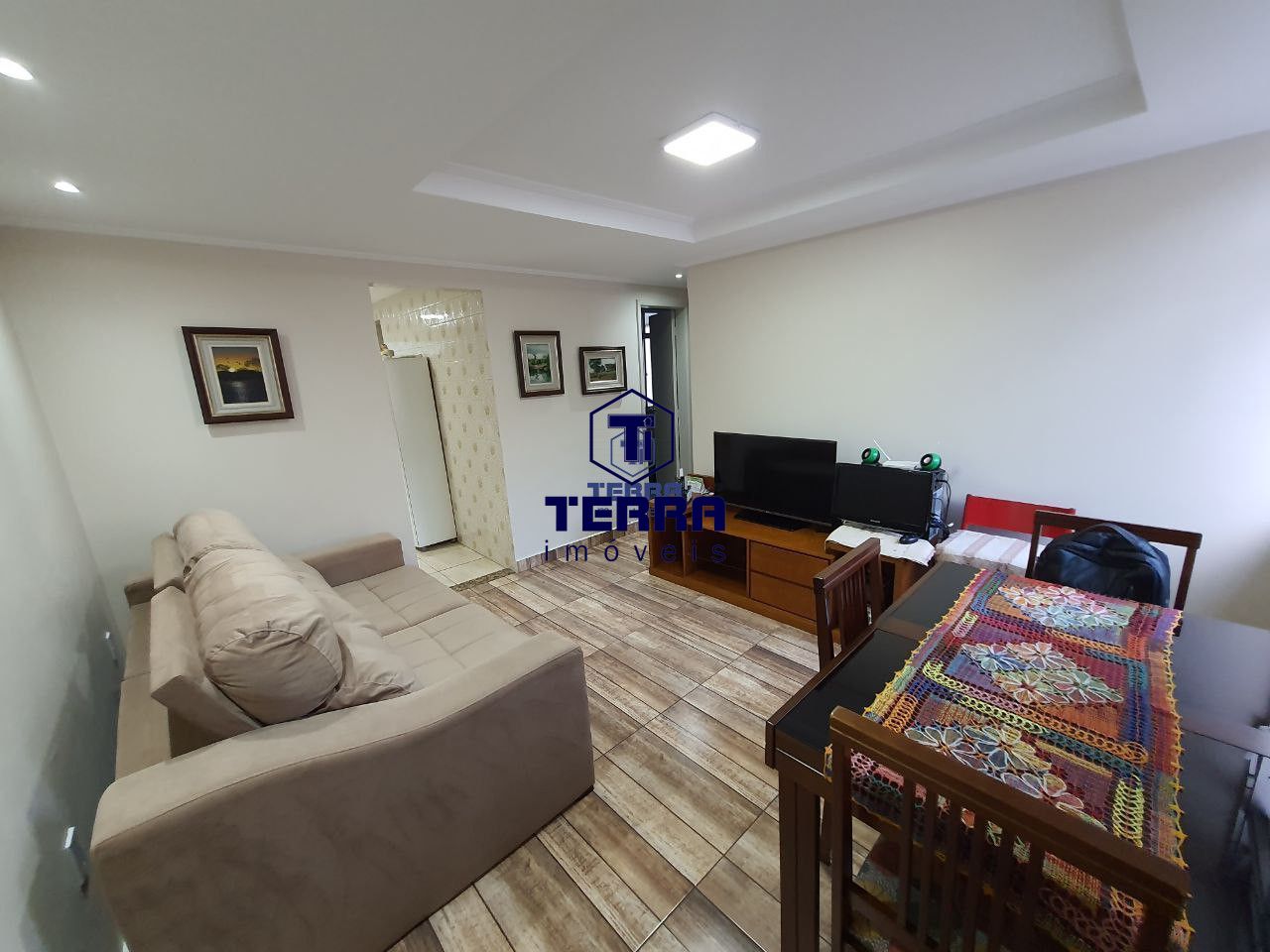 Imagens do imóveis Apartamento com 3 quartos, revertido para 2 quartos com excelente localização em