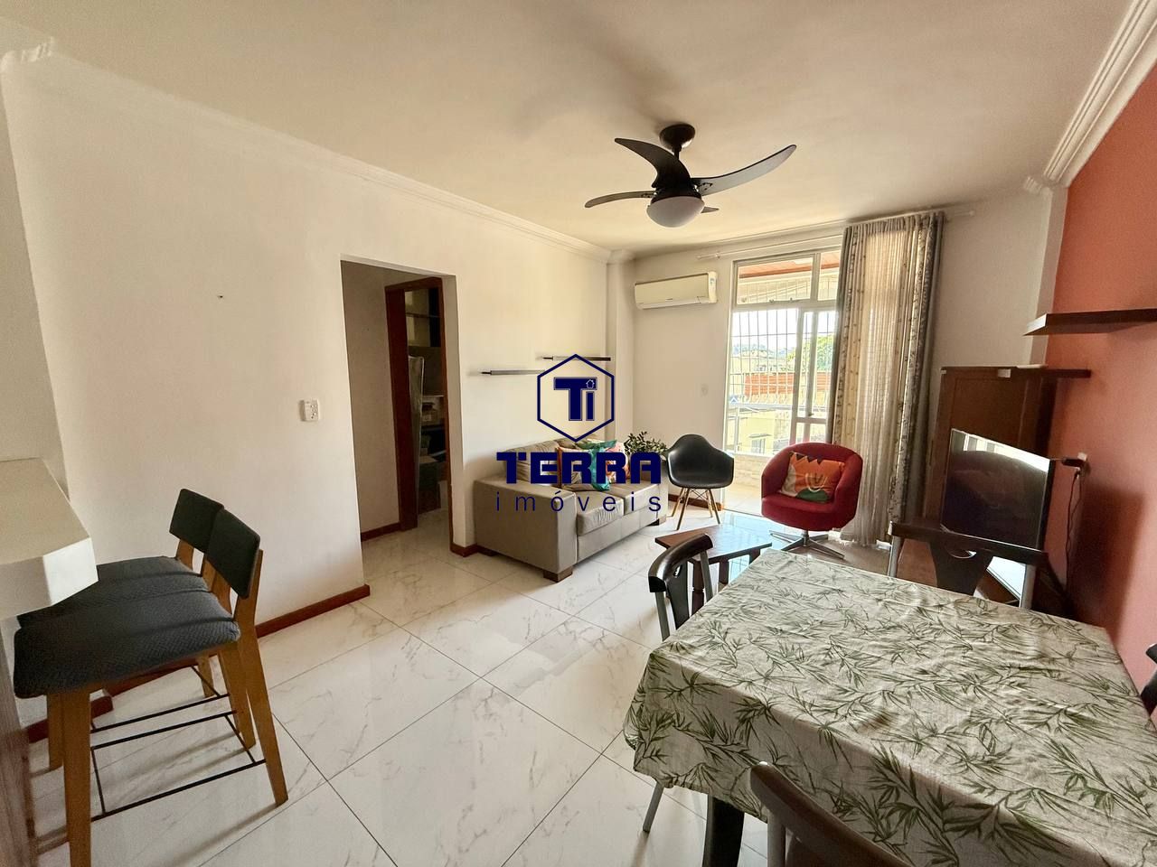 Imagens do imóveis Apartamento de 2 quartos com móveis planejados no Coelho! Excelente localização