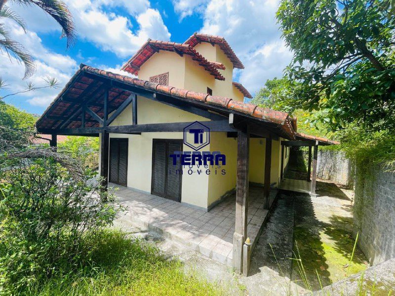 Imagens do imóveis Casa com 5 quartos e amplo quintal, na Região de Pendotiba!!