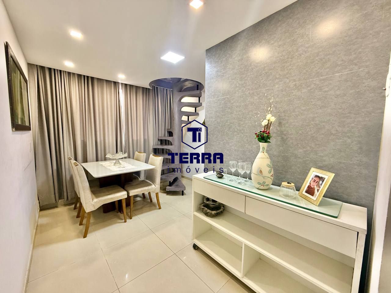 Imagens do imóveis Ótima cobertura de  3 quartos com espaço gourmet em Maria Paula! Exclusividade.