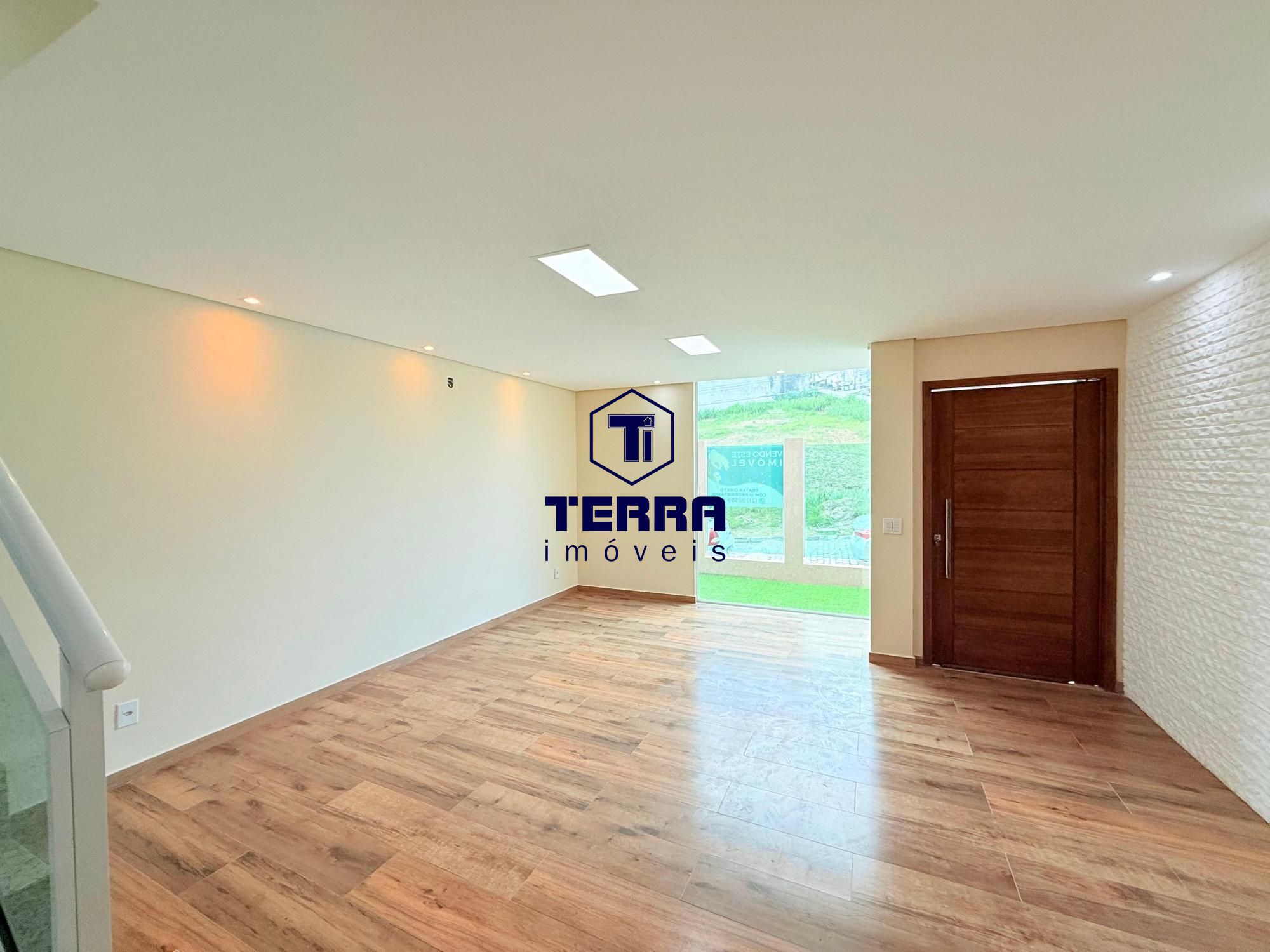 Imagens do imóveis Casa de alto padrão com 3 suítes e área gourmet completa