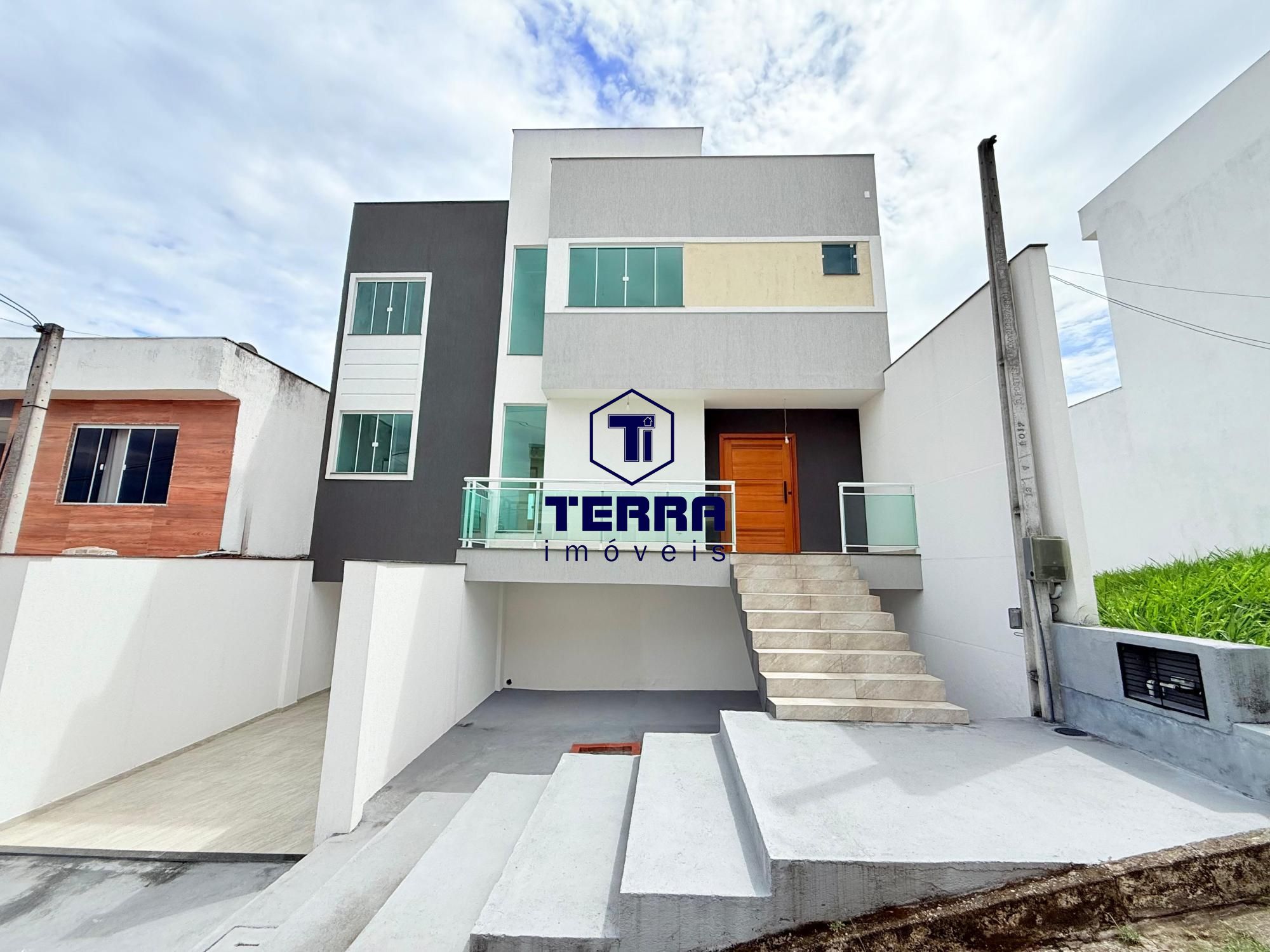 Imagens do imóveis Casa nova com 3 quartos, sendo 1 suíte e closet com vista panorâmica.