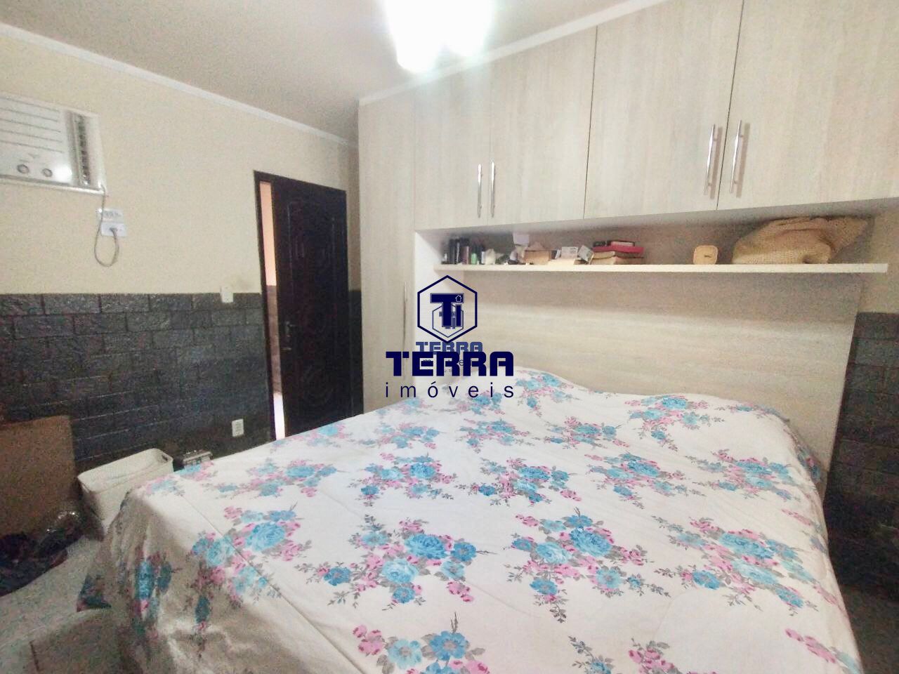 Imagens do imóveis Excelente casa duplex no Colubandê com 4 quartos, suíte com varanda e piscina.