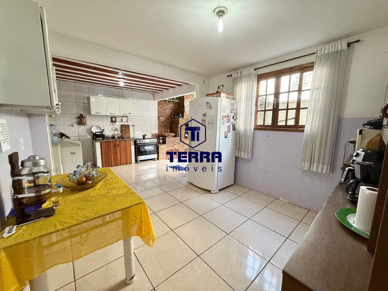 Imagens do imóveis Excelente casa de 3 quartos com área externa privativa em Maria Paula!