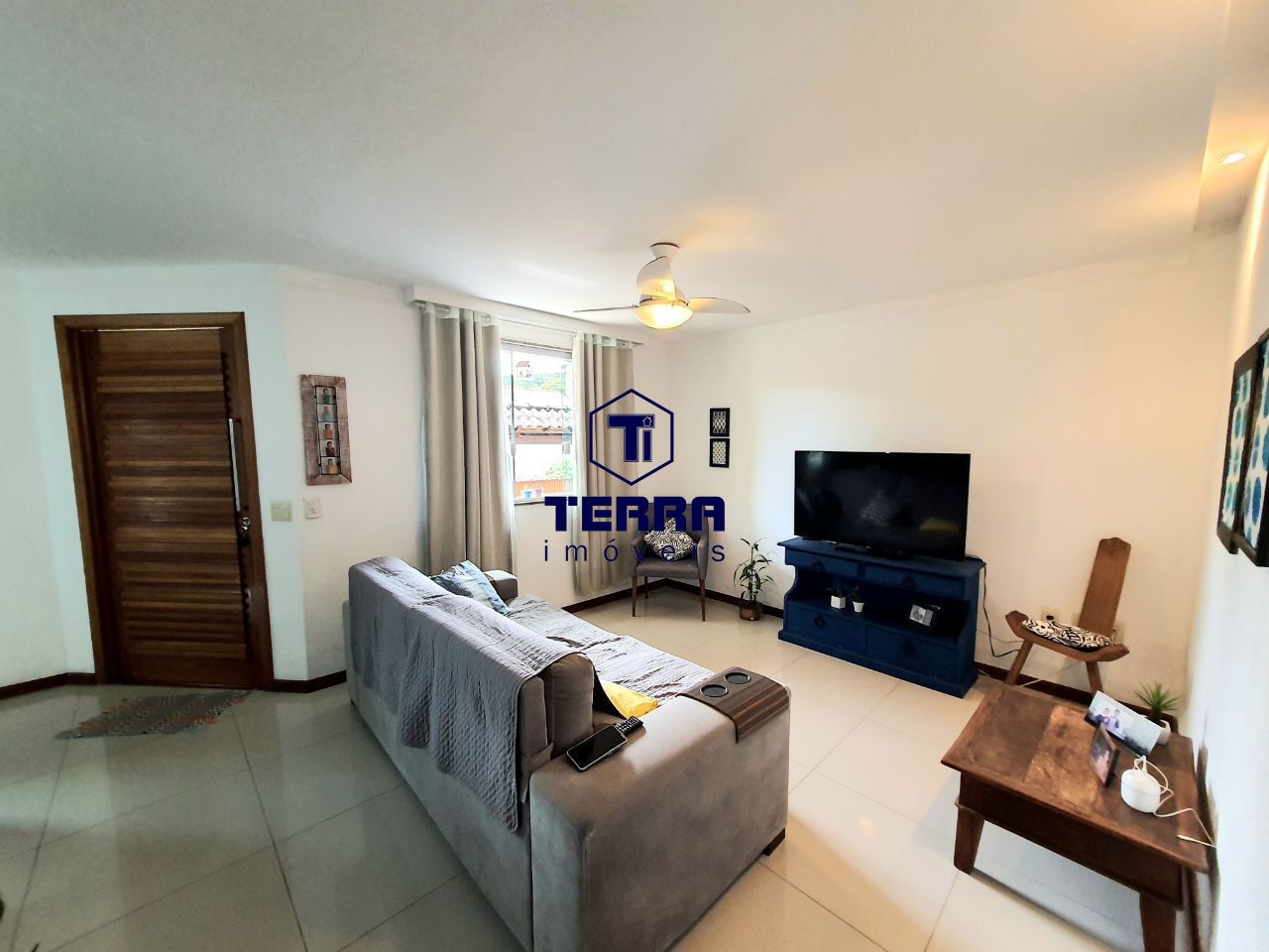 Imagens do imóveis Casa linear, com 3 quartos, sendo uma suíte na Estância de Pendotiba
