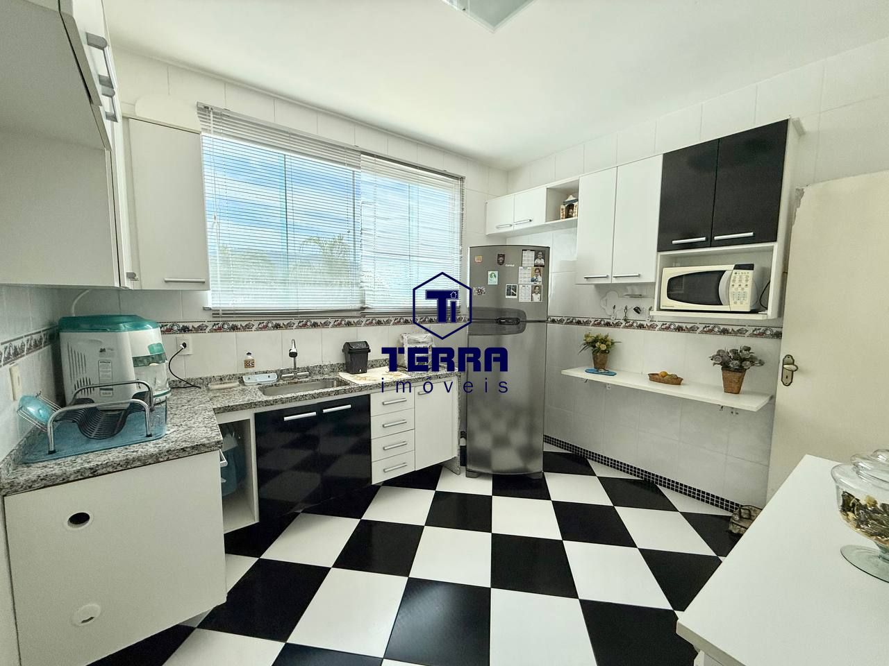 Imagens do imóveis Ótima residência de 3 suítes, espaço gourmet e vista panorâmica no Maravista!