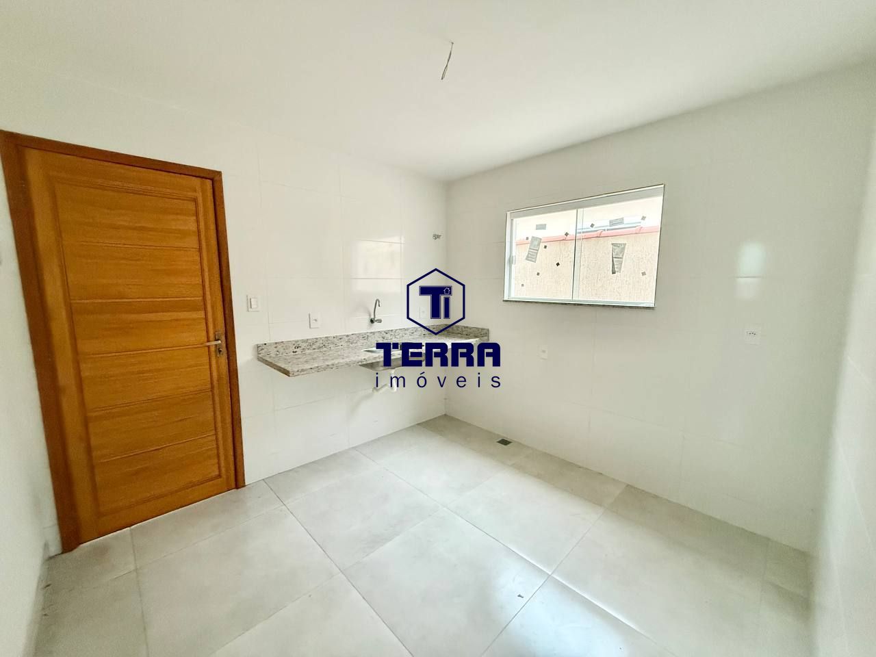 Imagens do imóveis Ótima casa de 2 quartos com quintal privativo no Galo Branco!