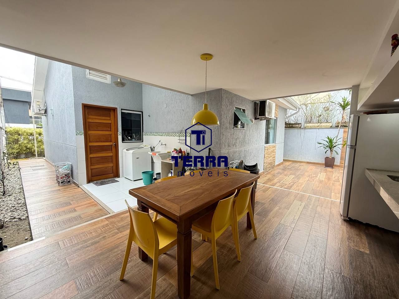 Imagens do imóveis Linda residência linear de 2 quartos com espaço gourmet no Arsenal!