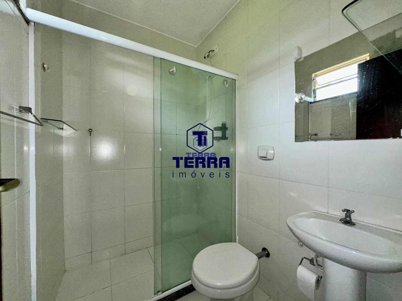 Imagens do imóveis Excelente casa em condomínio 3 quartos com suíte, 2 vagas e planejados.