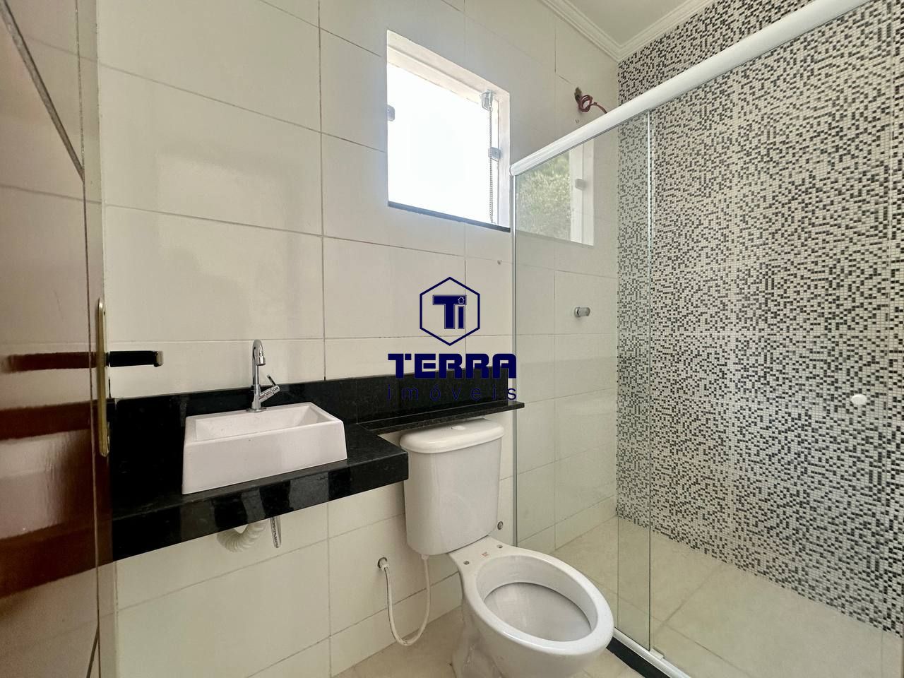 Imagens do imóveis Casa com 3 quartos (2 suítes) e quintal com churrasqueira no Condado de Maricá!