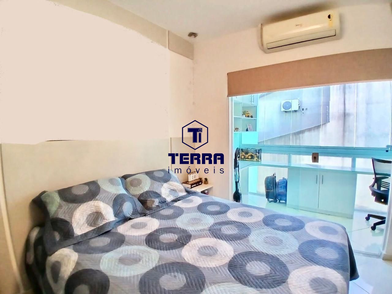Imagens do imóveis Linda duplex em Maria Paula, com 2 quartos, uma suíte e área gourmet.