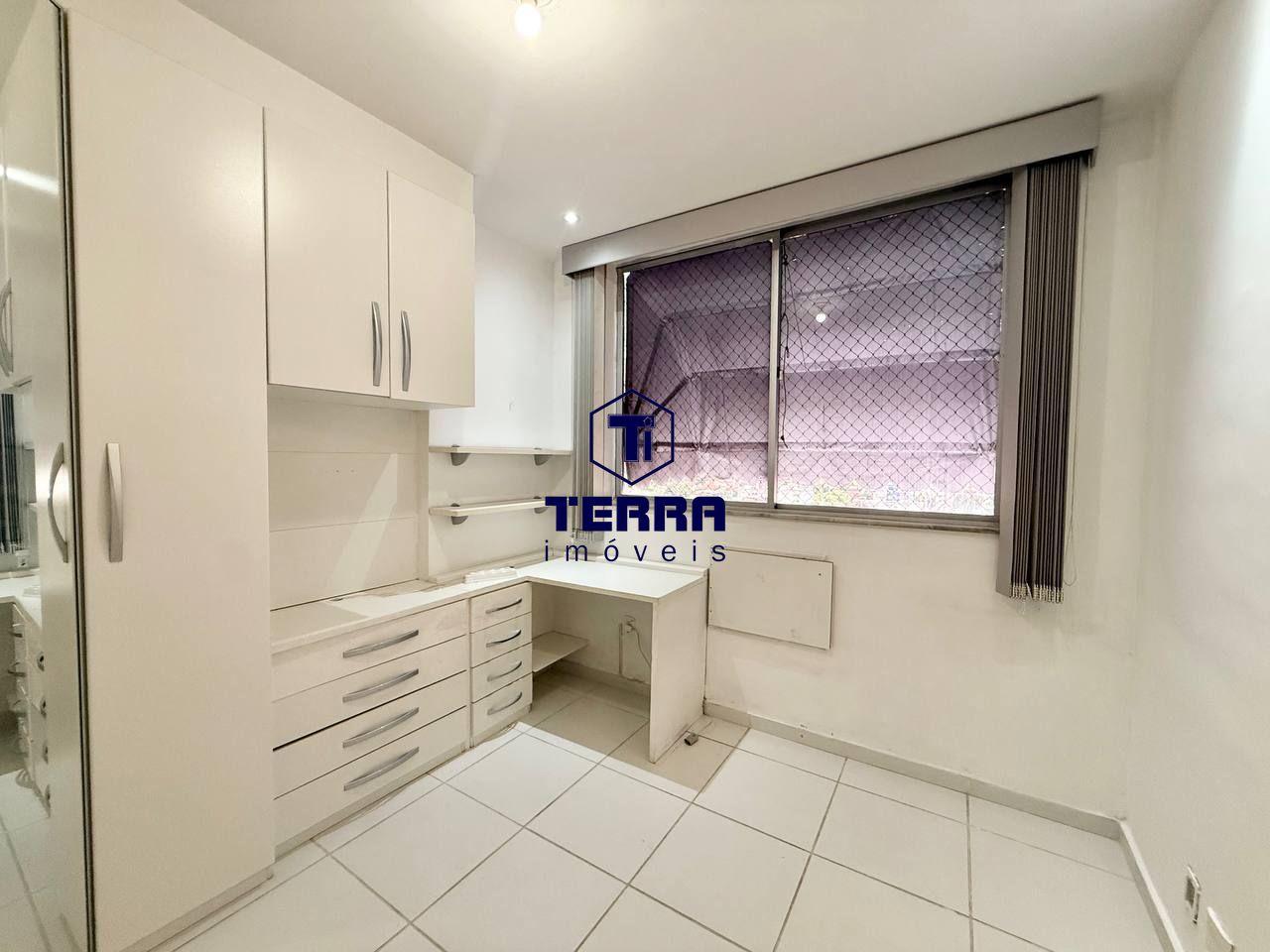 Imagens do imóveis Excelente apartamento de 2 quartos mobiliado no Fonseca!