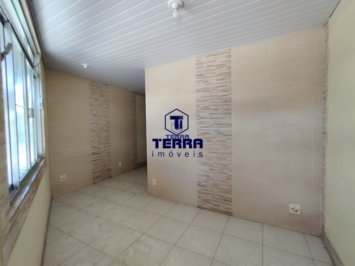 Imagens do imóveis Casa toda reformada com 2 suítes e 2 vagas de garagem no Galo Branco!