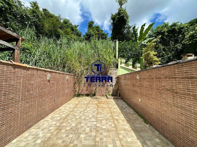 Imagens do imóveis Residência duplex com 2 quartos e quintal privativo em Maria Paula!