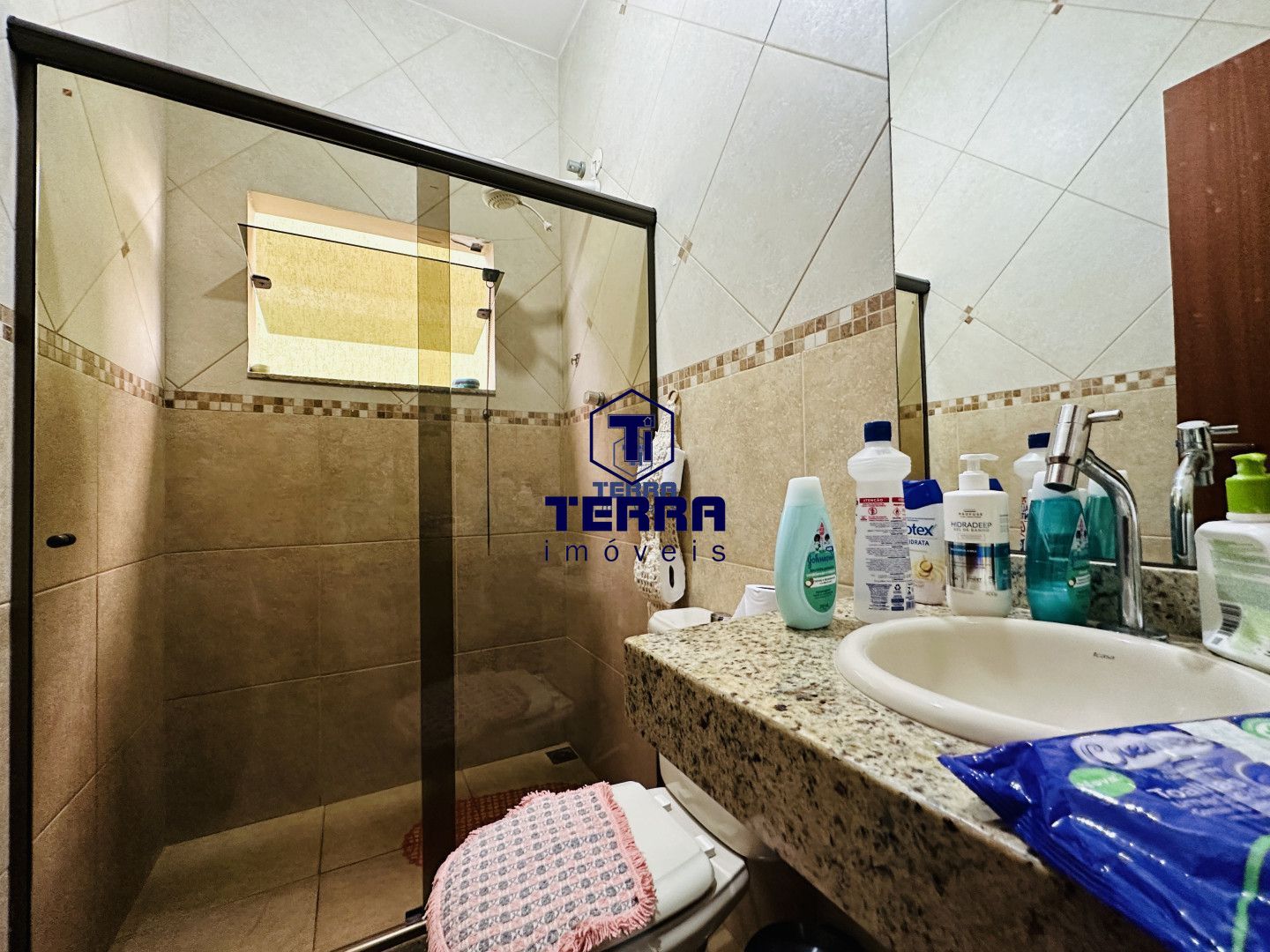 Imagens do imóveis Linda Residência com 3 quartos e Espaço Gourmet no condomínio Village do Moinho.