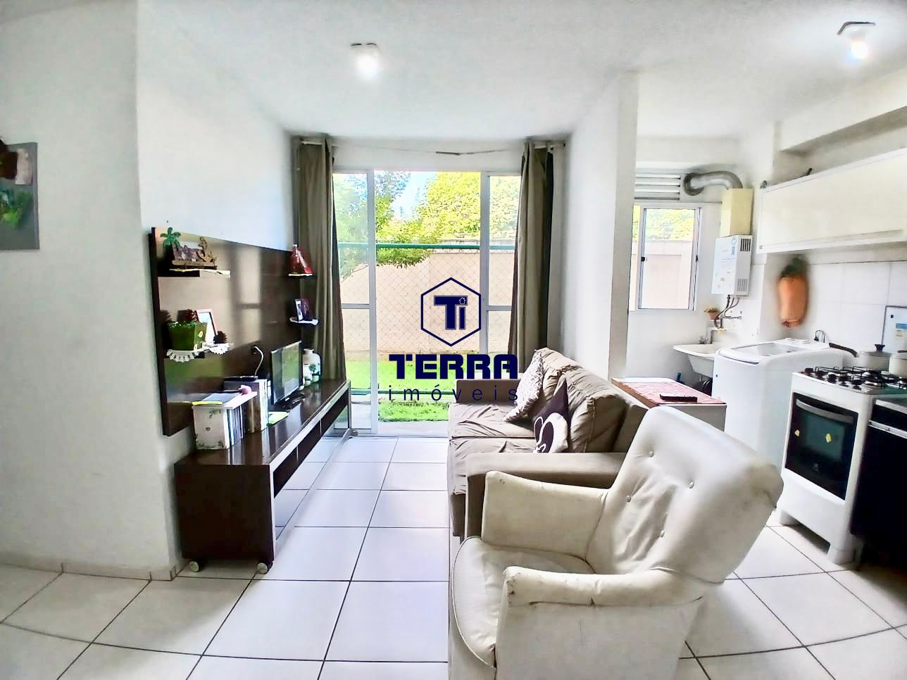Imagens do imóveis Ótimo apartamento com 2 quartos, com quintal em Maria Paula. Boa localização!