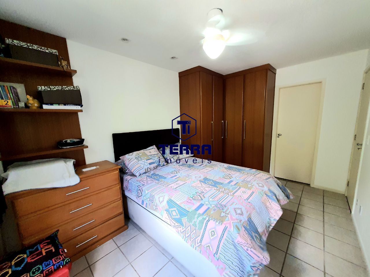 Imagens do imóveis Apartamento localizado em Maria Paula, com acesso direto pela rodovia principal