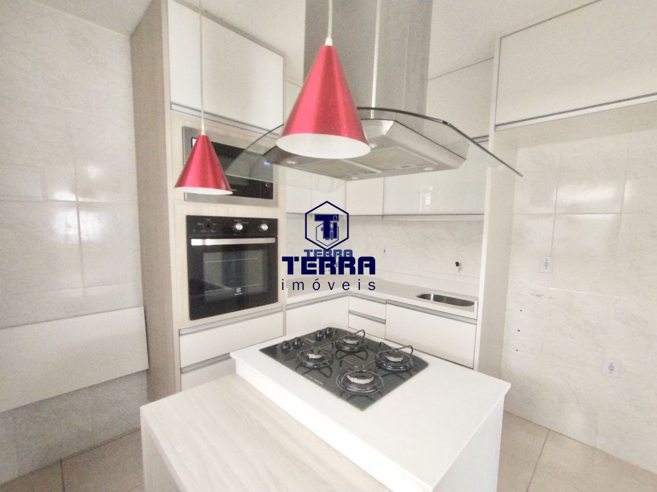 Imagens do imóveis Linda casa duplex em São Gonçalo com 3 quartos e vaga de garagem.