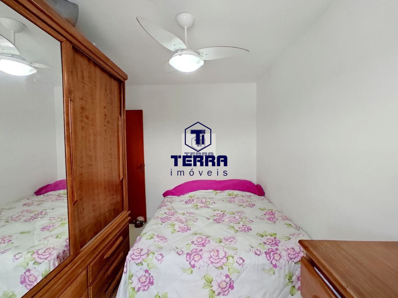Imagens do imóveis São 2 quartos em condomínio com lazer em Maria Paula!