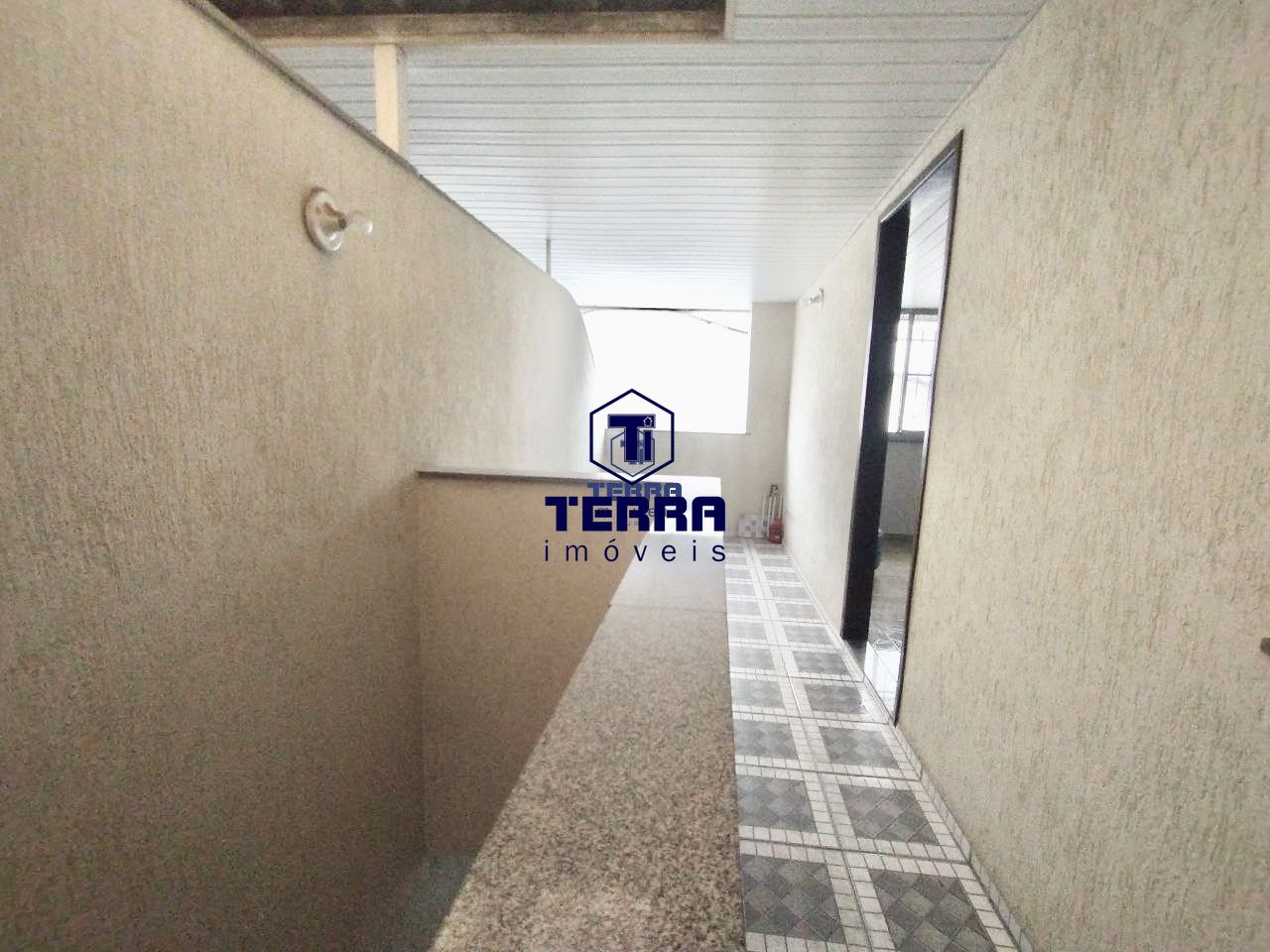 Imagens do imóveis Ótimo apartamento no Laranjal com 2 quartos e varanda. Excelente localização.