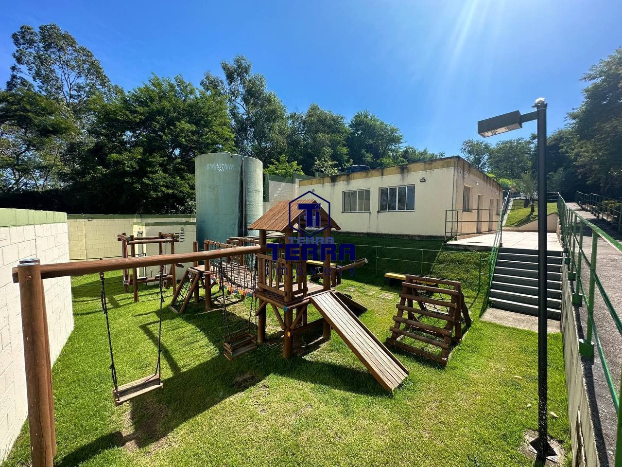Imagens do imóveis Ótimo apartamento de 3 quartos próximo ao Trevo de Maria Paula!